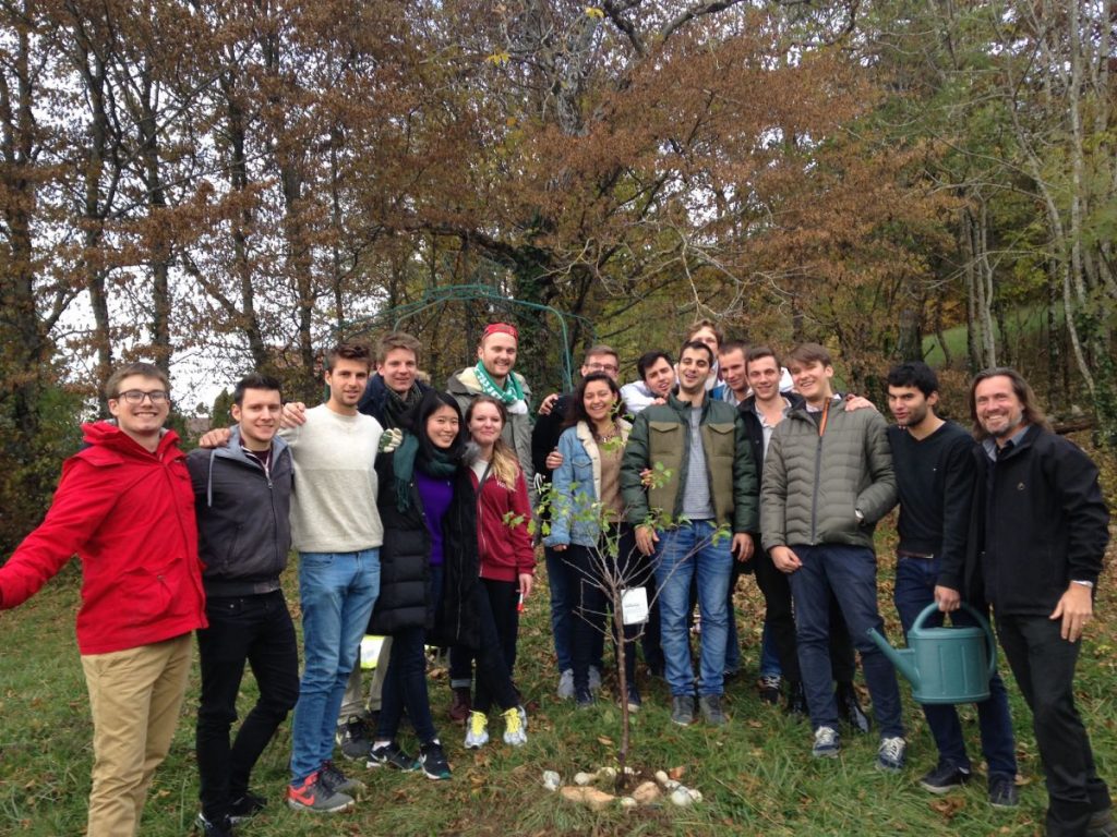 2016-11-02-hotonnesta-course-st-gallen-group-tree-plant-3