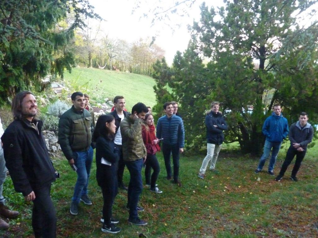 2016-11-02-hotonnesta-course-st-gallen-group-work-outdoor-3